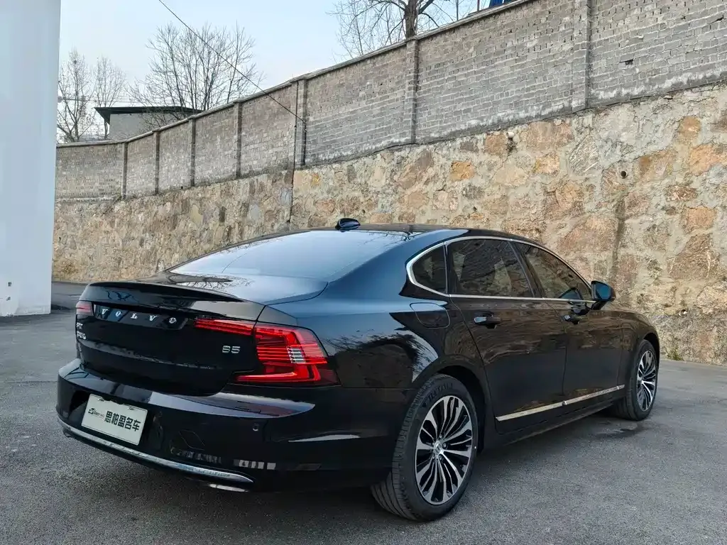 Volvo S90 2024 из CN, фото 10
