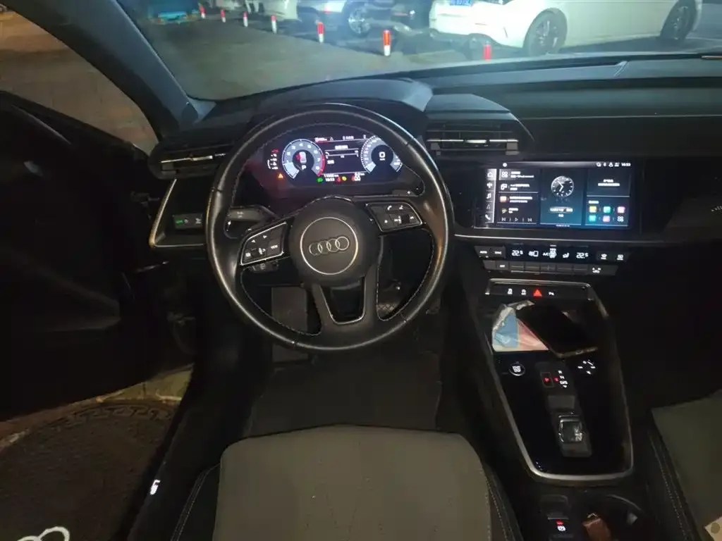 Audi A3 2023 из CN, фото 6