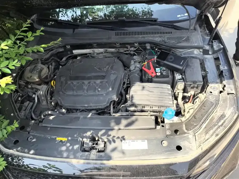Volkswagen Passat 2023 из CN, фото 10