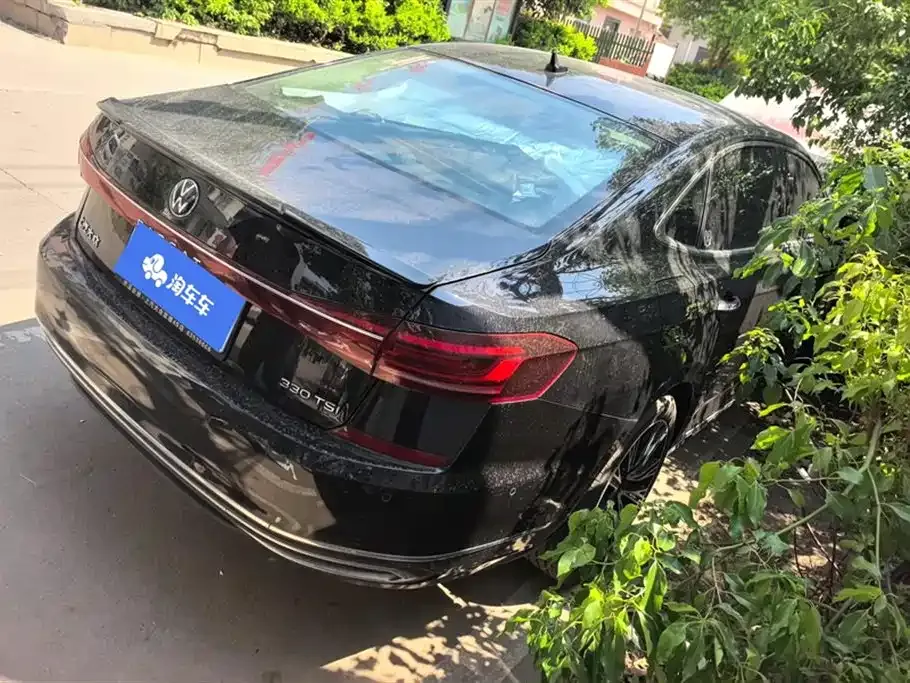 Volkswagen Passat 2023 из CN, фото 3