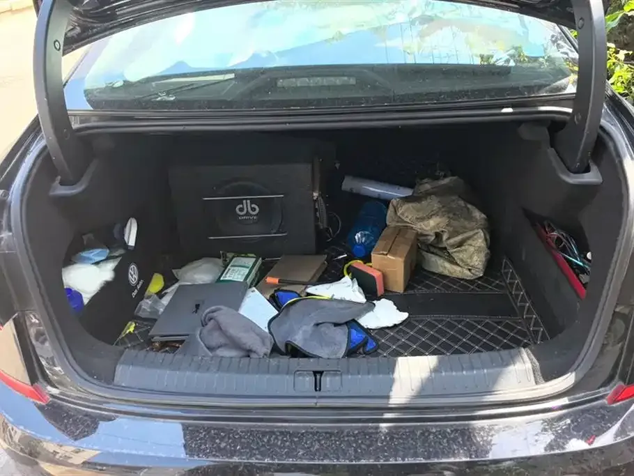 Volkswagen Passat 2023 из CN, фото 4