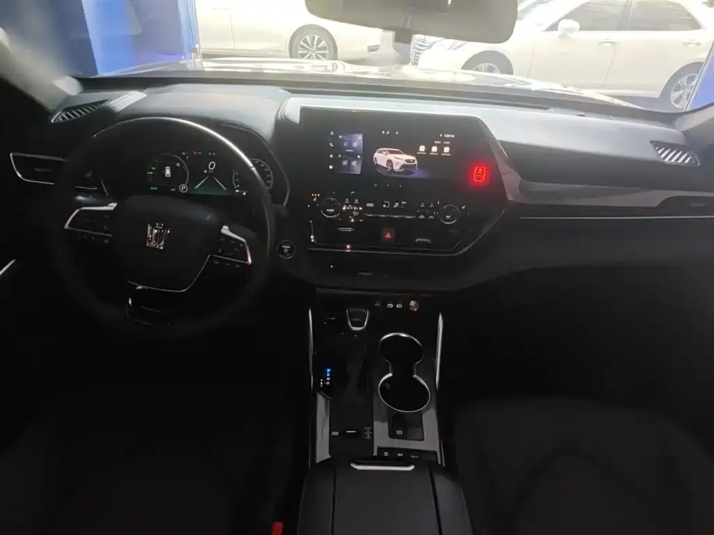 Toyota Crown Kluger 2024 из CN, фото 3