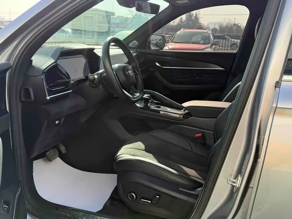 Geely Xingyue L 2024 из CN, фото 9