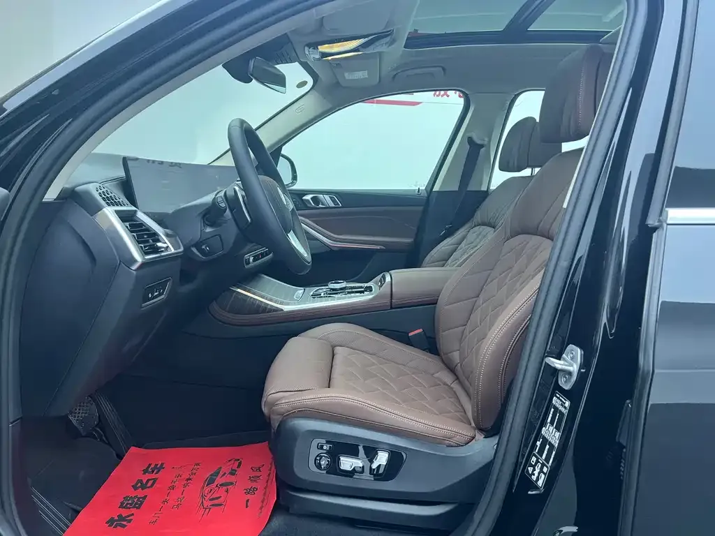 BMW X7 2026 из CN, фото 5