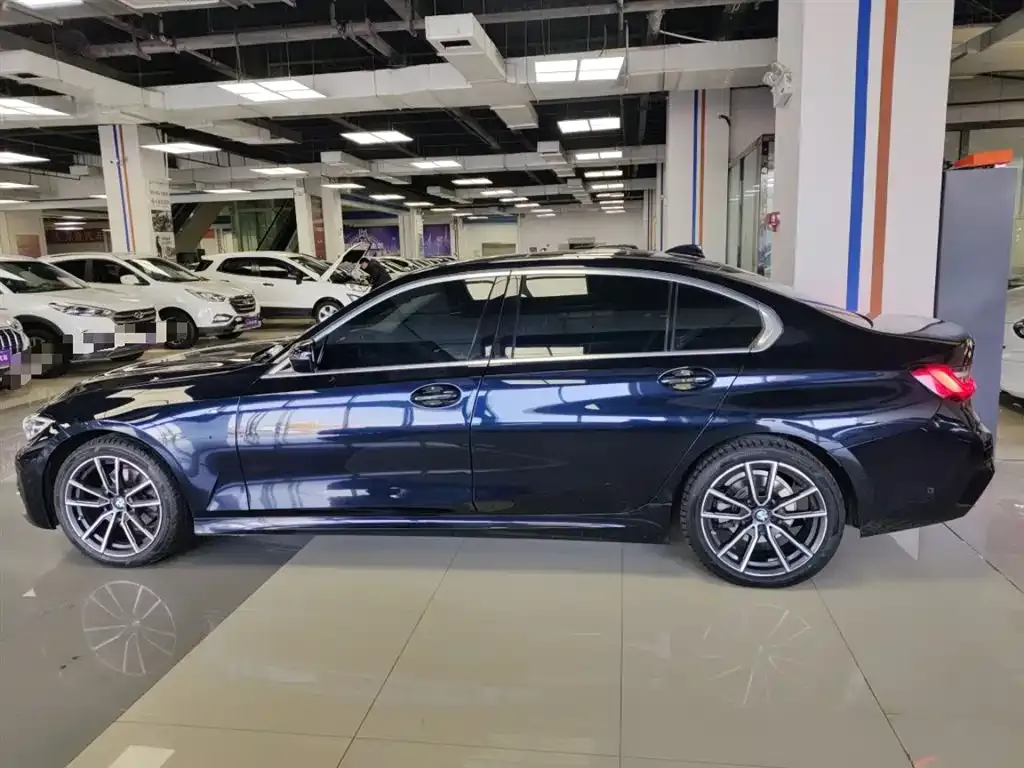 BMW 3 Series 2021 из CN, фото 4