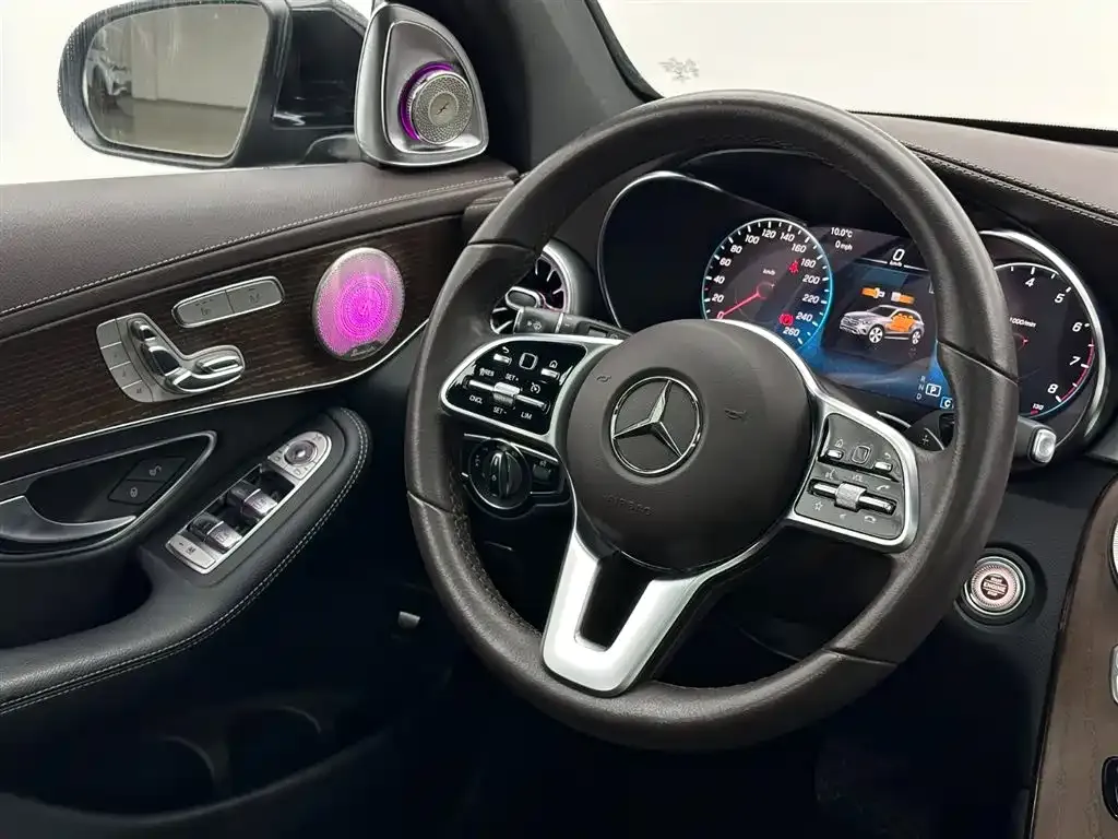 Mercedes-Benz GLC — фото 10