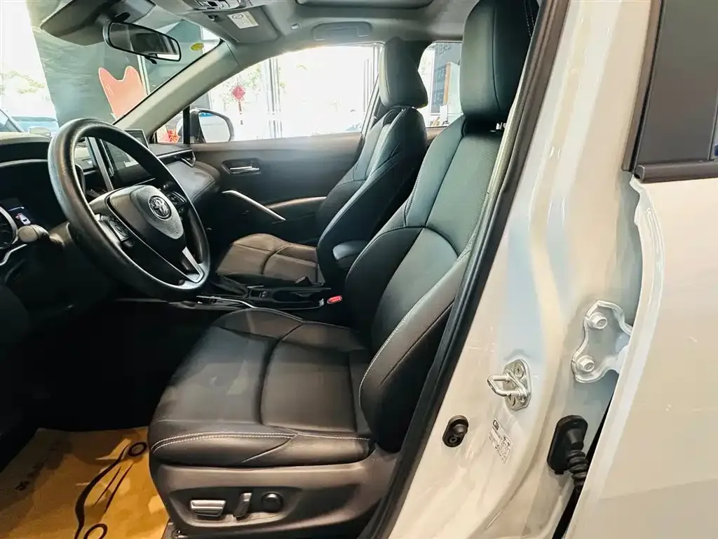Toyota Frontlander 2022 из CN, фото 9