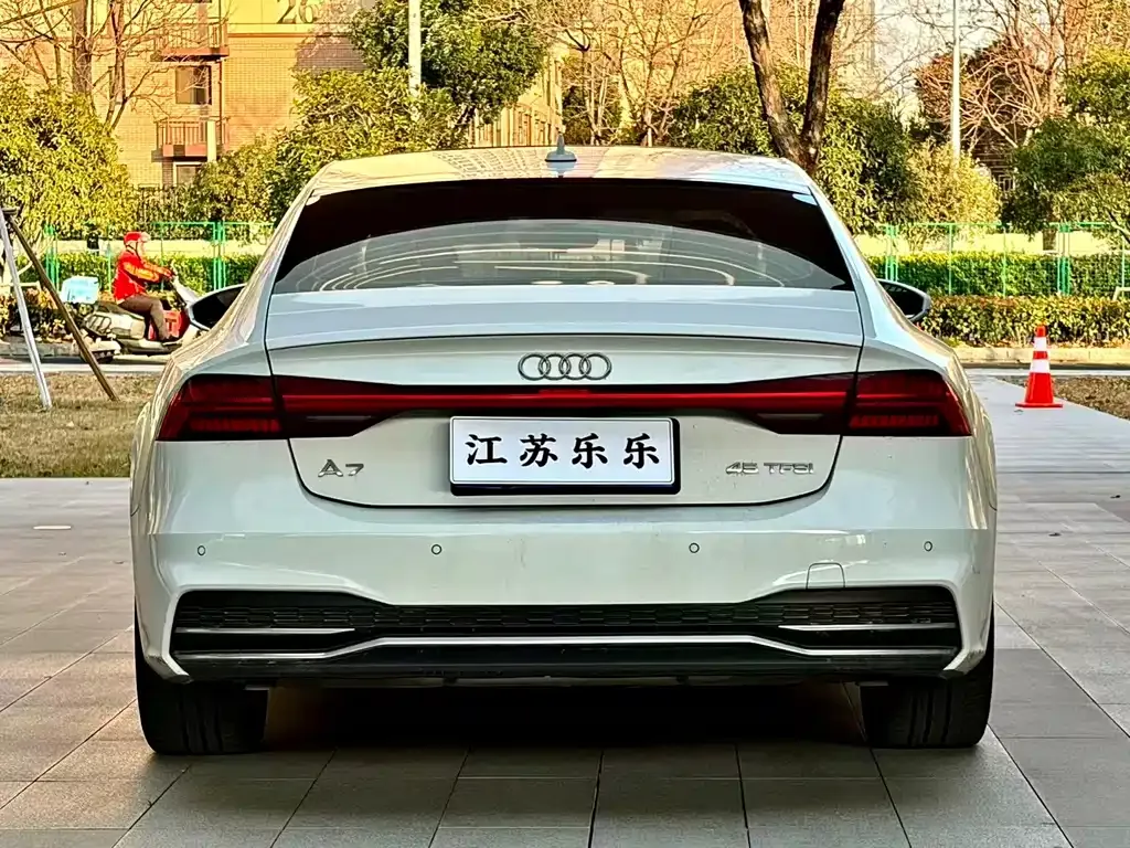 Audi A7 2021 из CN, фото 7