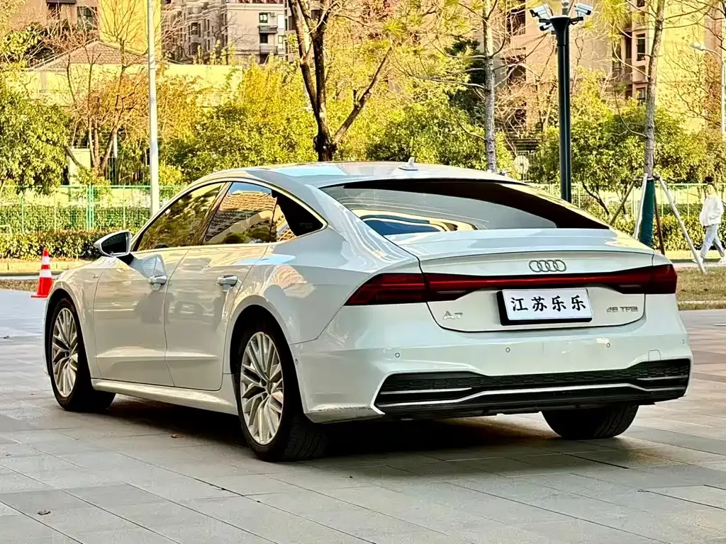 Audi A7 2021 из CN, фото 5