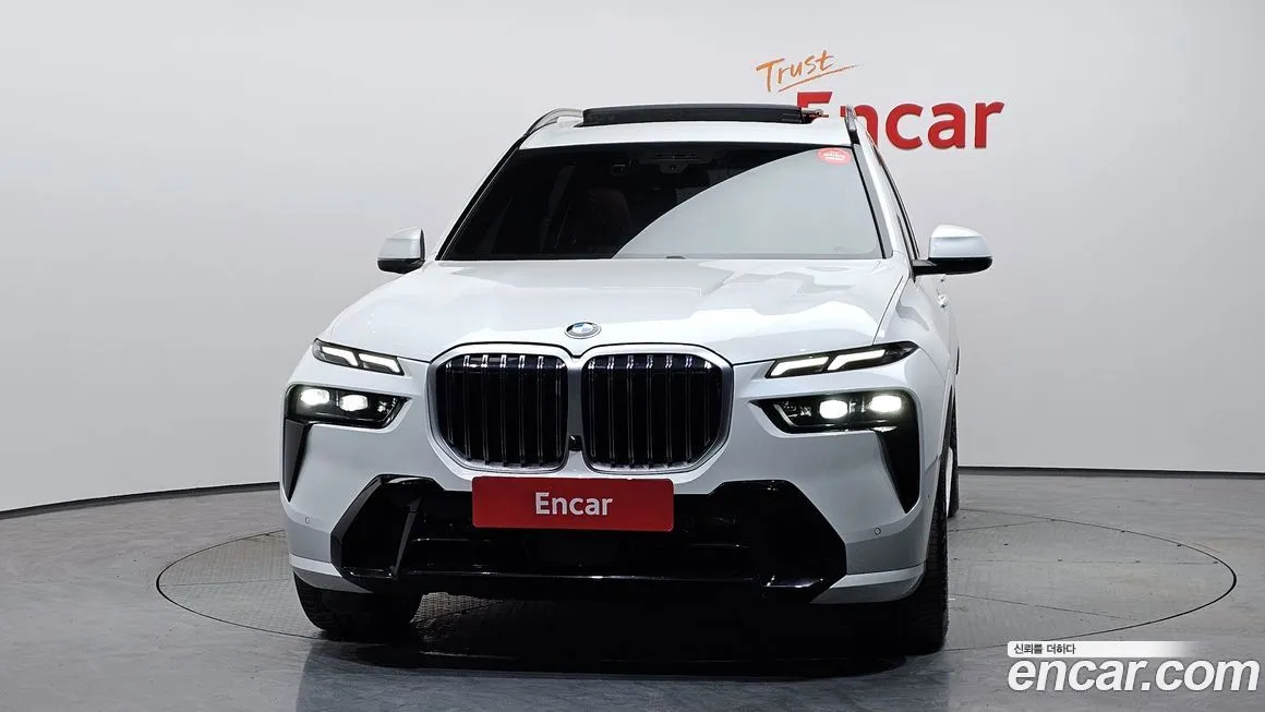 BMW X7 2024 из KR, фото 2