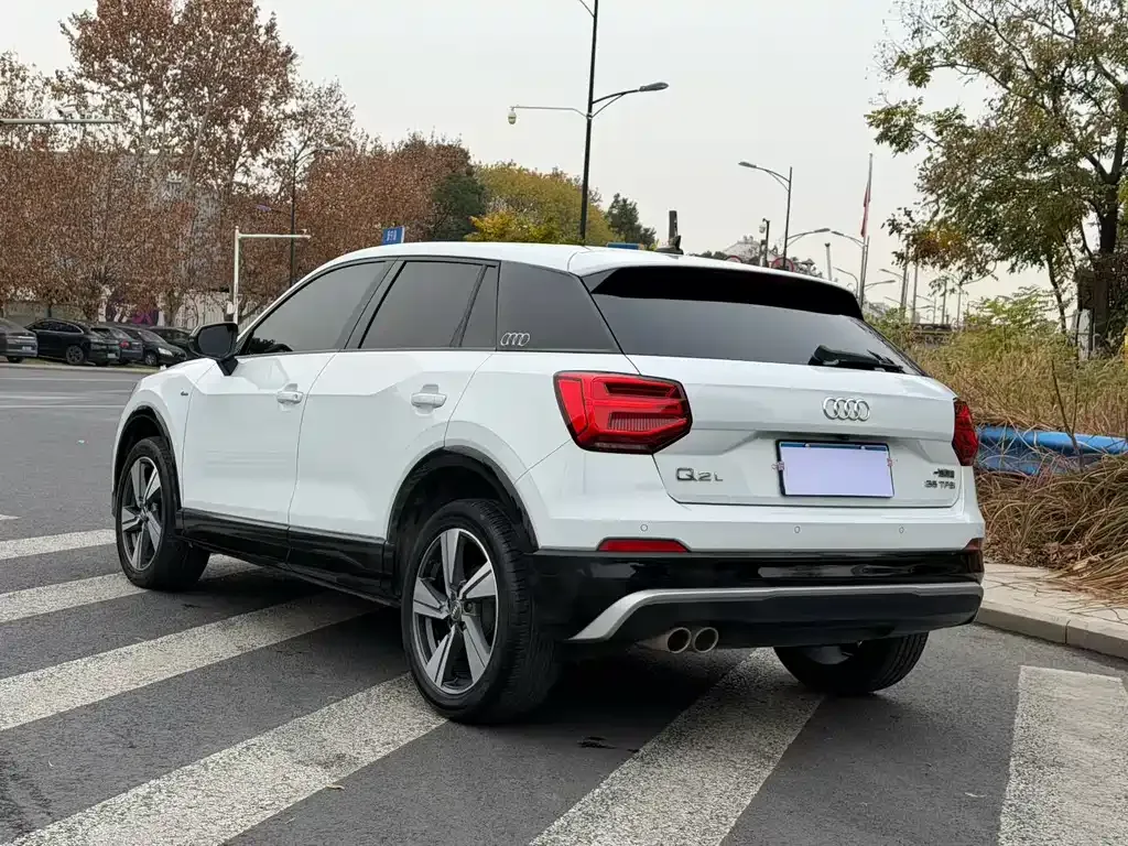 Audi Q2L 2021 из CN, фото 9