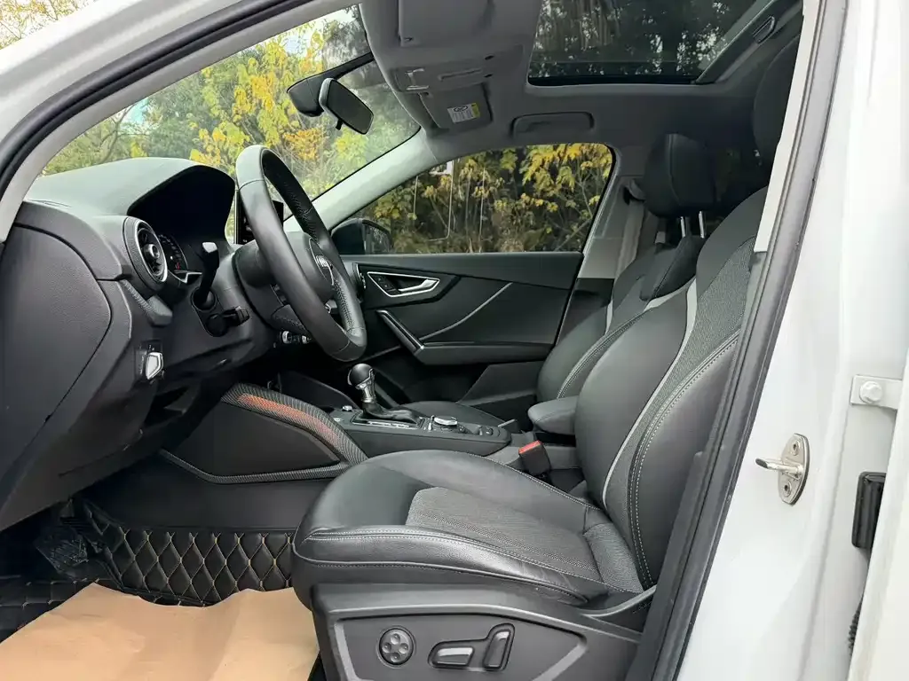 Audi Q2L 2021 из CN, фото 6
