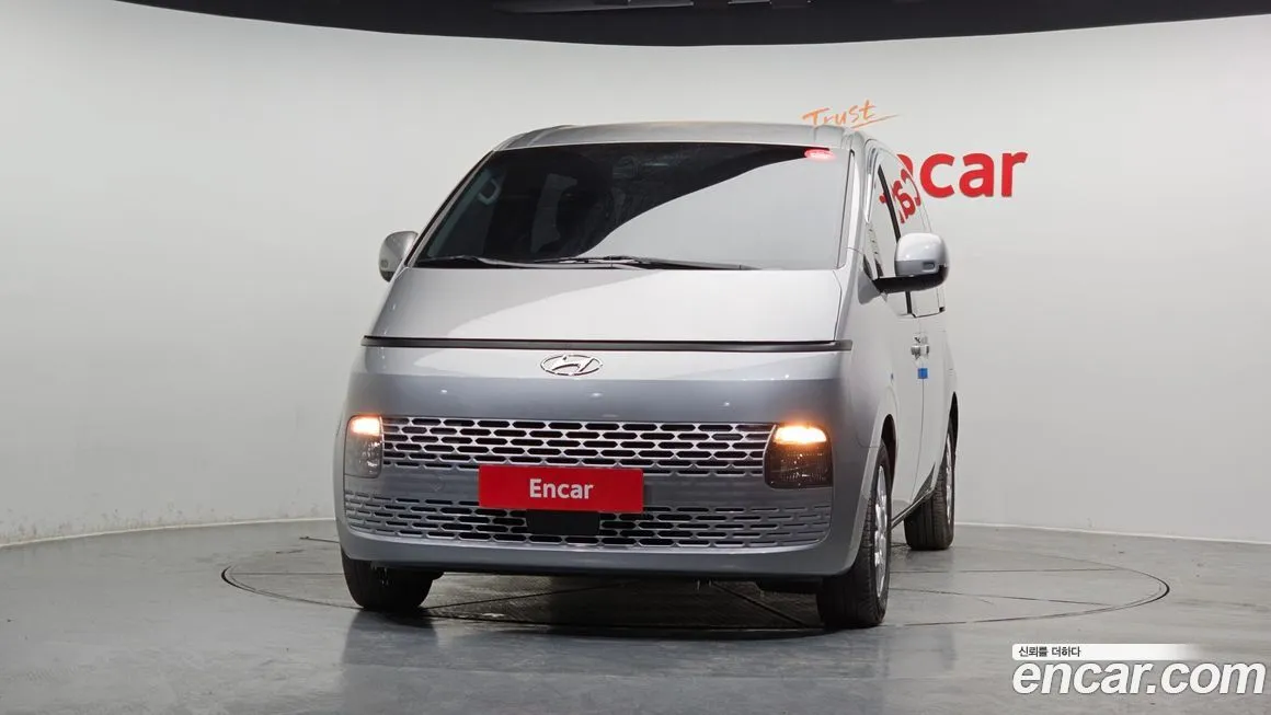 Hyundai Staria — фото 4