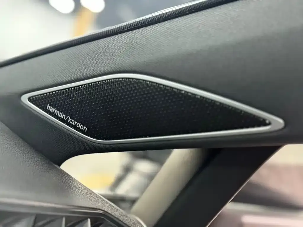 Volkswagen Golf 2022 из CN, фото 3