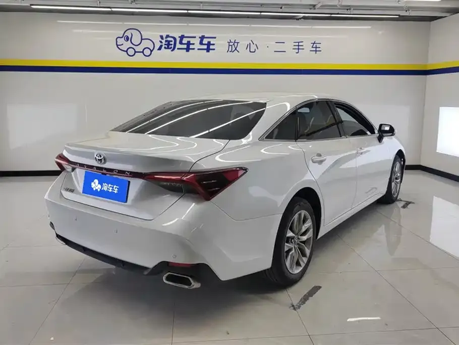 Toyota Avalon 2022 из CN, фото 3