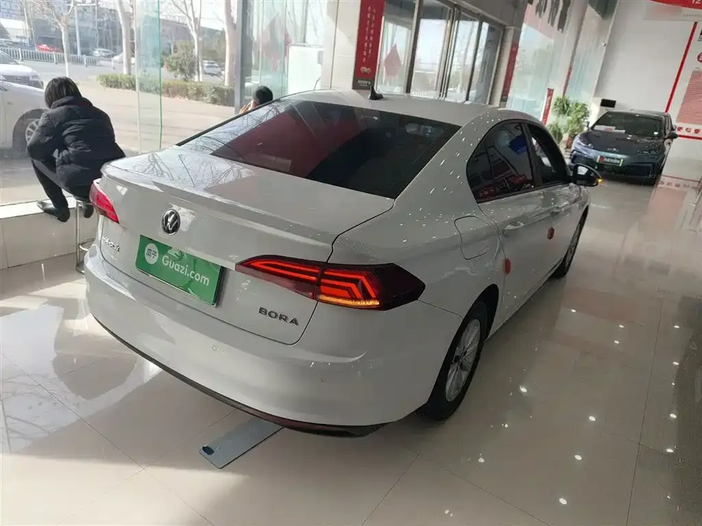 Volkswagen Bora 2023 из CN, фото 10