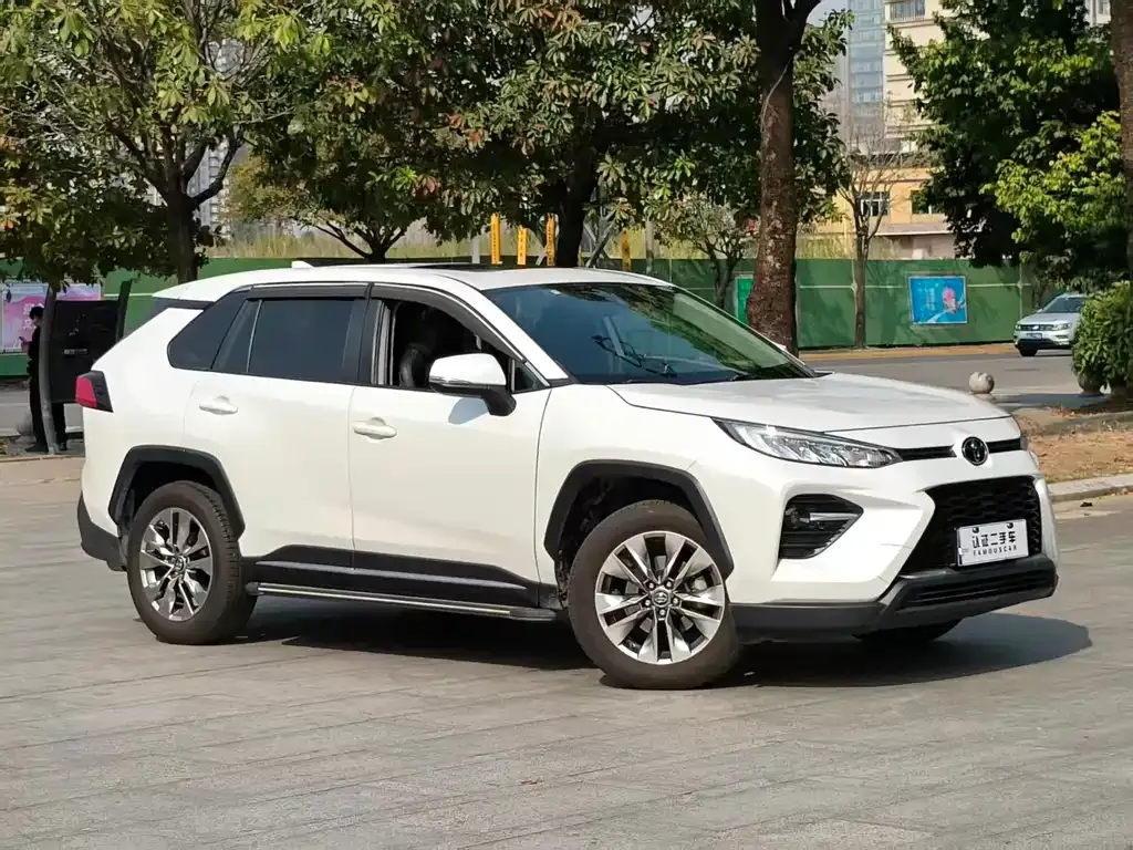 Toyota Wildlander 2021 из CN, фото 3