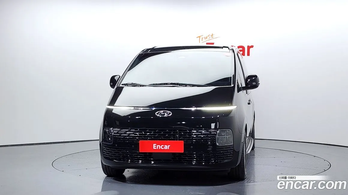 Hyundai Staria — фото 3