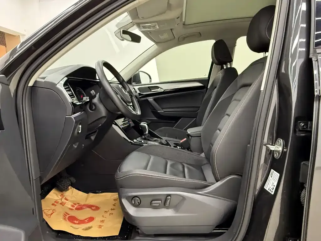 Volkswagen Tayron 2021 из CN, фото 3