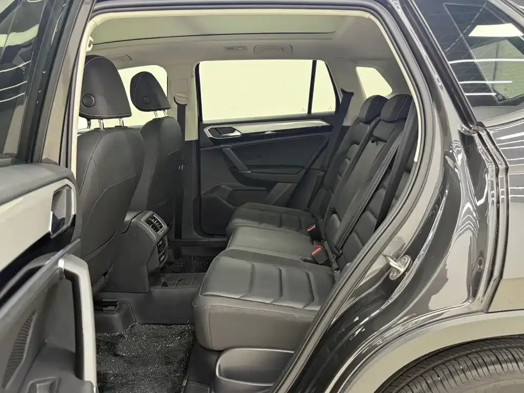 Volkswagen Tayron 2021 из CN, фото 7