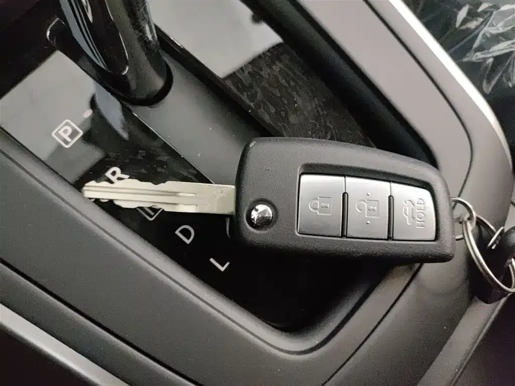 Nissan Sylphy 2025 из CN, фото 2