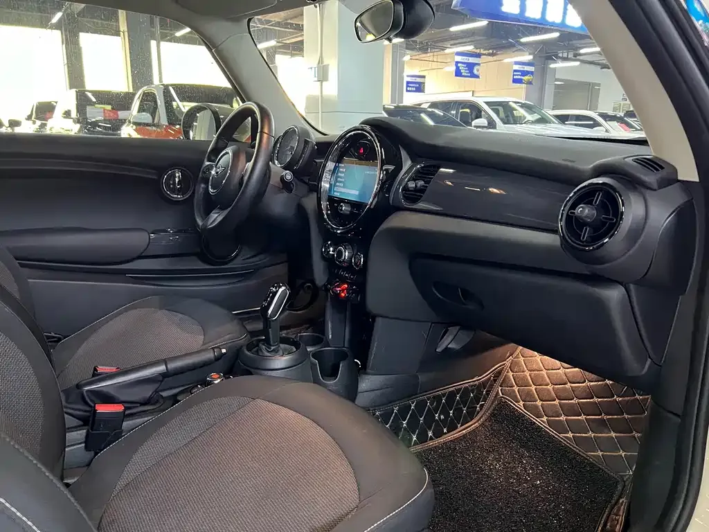 MINI Cooper (3-door) 2022 из CN, фото 6