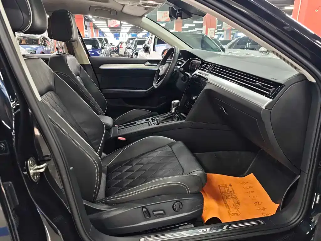 Volkswagen Magotan GTE PHEV 2021 из CN, фото 9