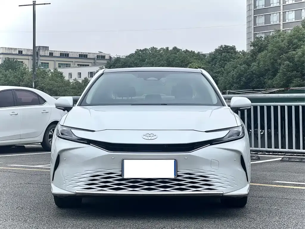 Toyota Camry 2025 из CN, фото 7