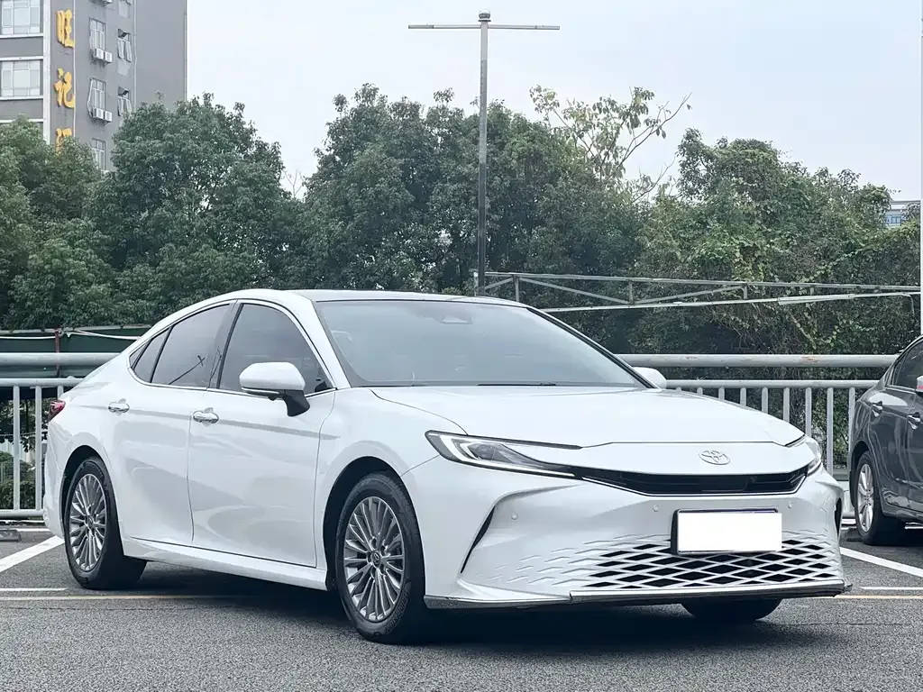 Toyota Camry 2025 из CN, фото 9