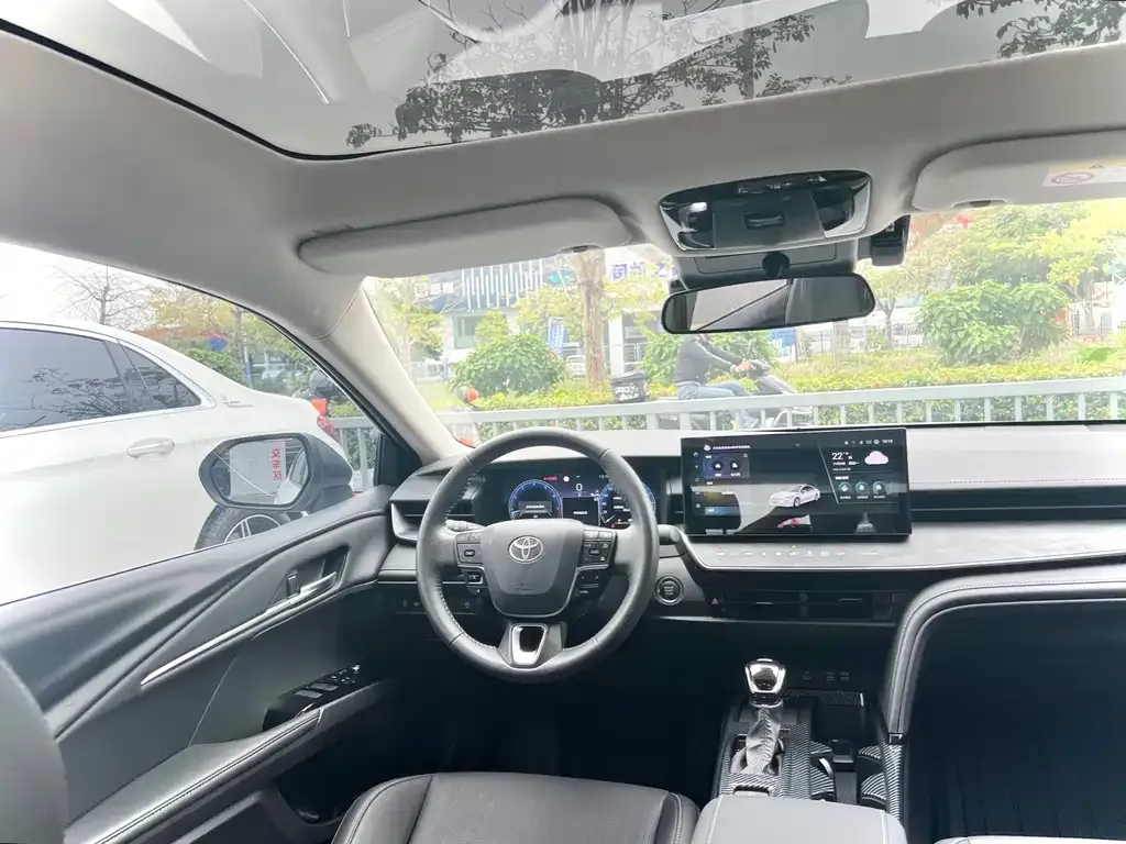 Toyota Camry 2025 из CN, фото 10