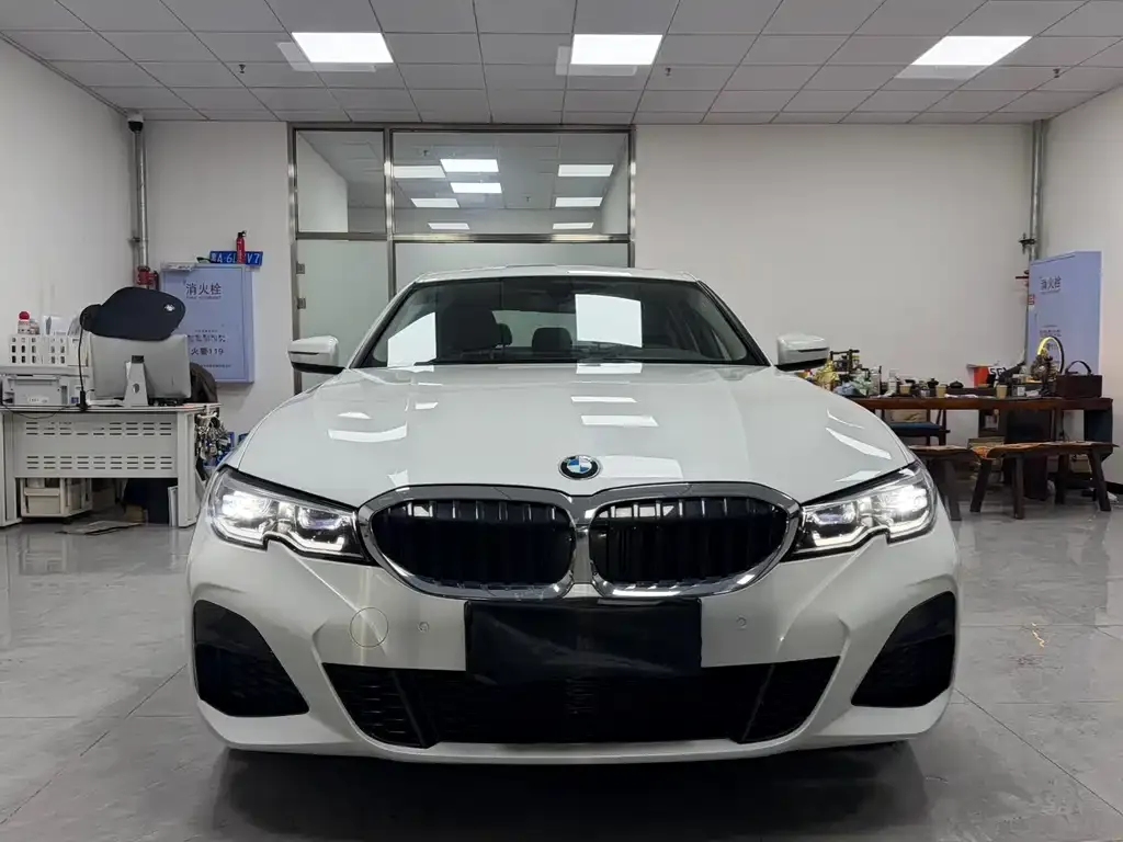 BMW 3 Series 2022 из CN, фото 5