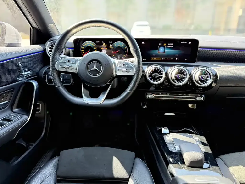 Mercedes-Benz A-Class 2022 из CN, фото 3