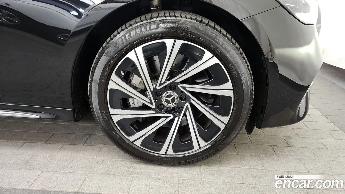 Mercedes-Benz E-Class 2025 из KR, фото 9