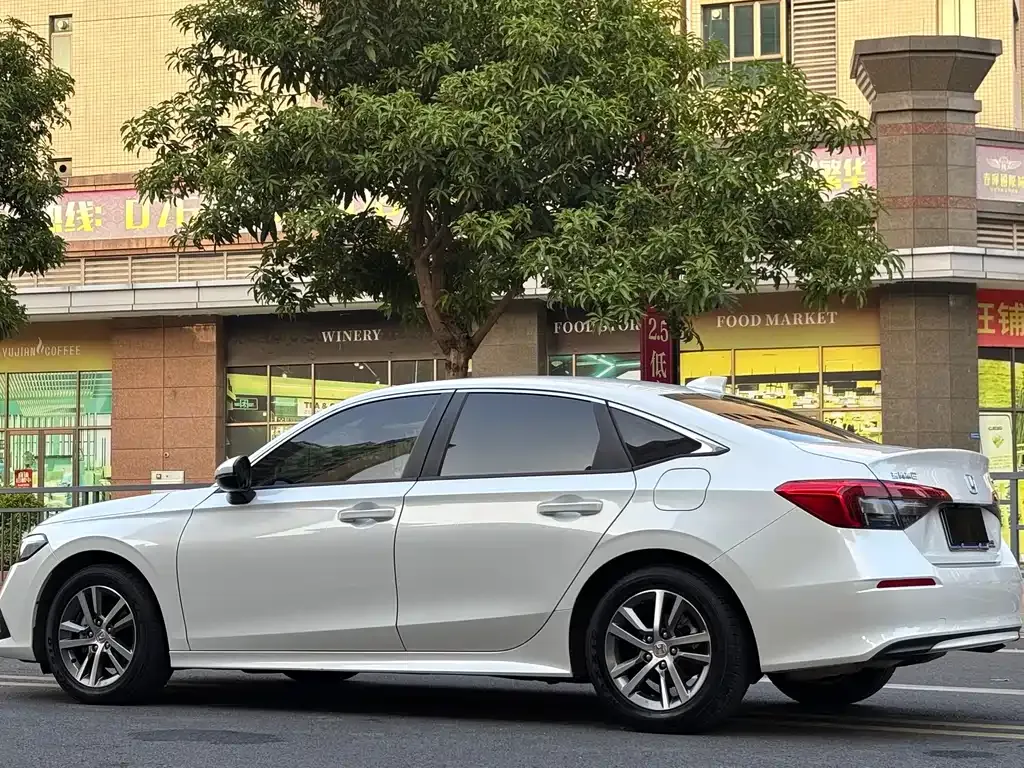 Honda Civic — фото 6