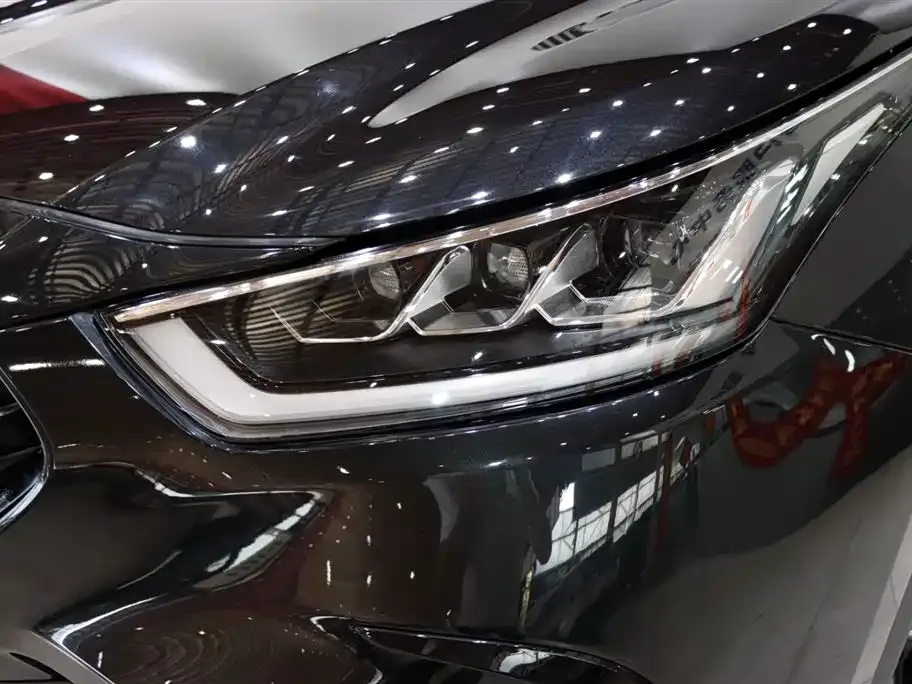 Toyota Crown Kluger 2023 из CN, фото 7