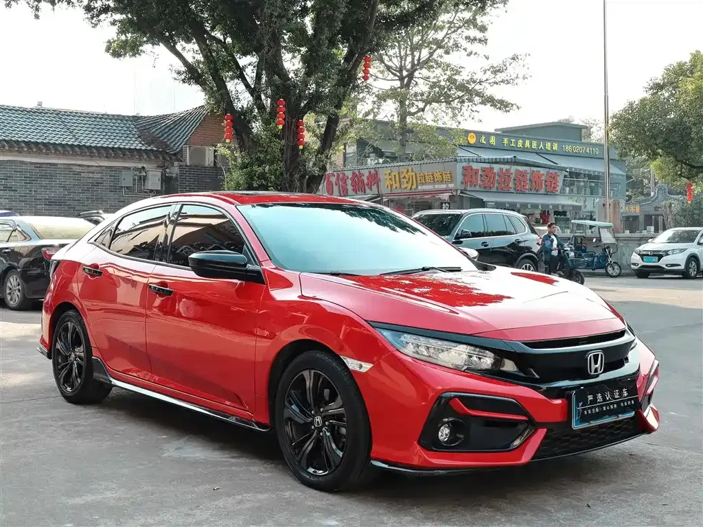 Honda Civic — фото 8