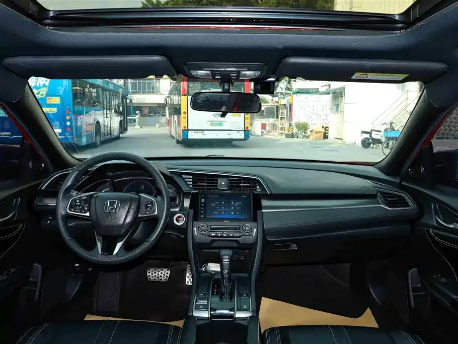 Honda Civic — фото 2