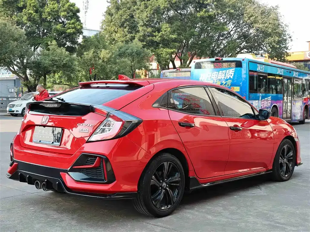 Honda Civic — фото 9