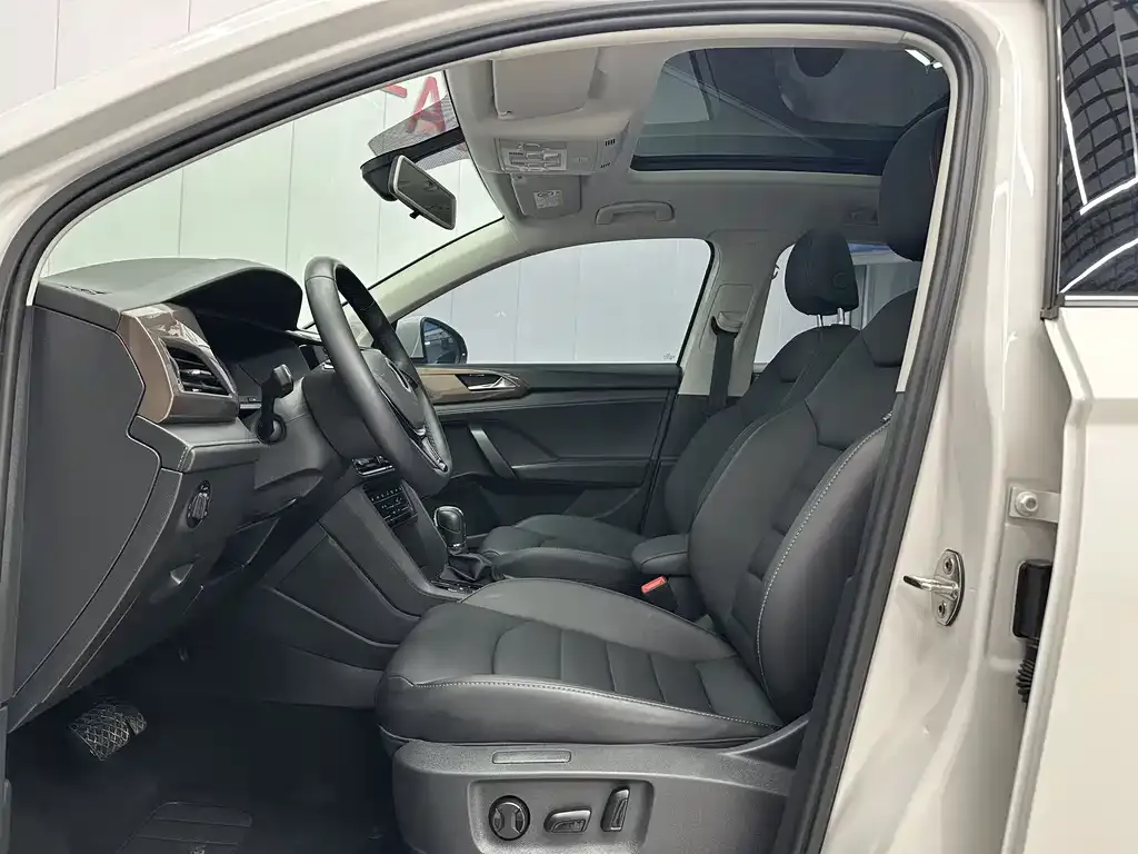 Volkswagen Tharu 2022 из CN, фото 4