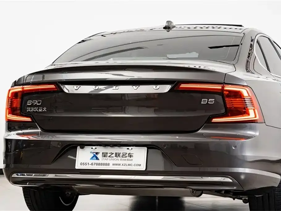 Volvo S90 — фото 6