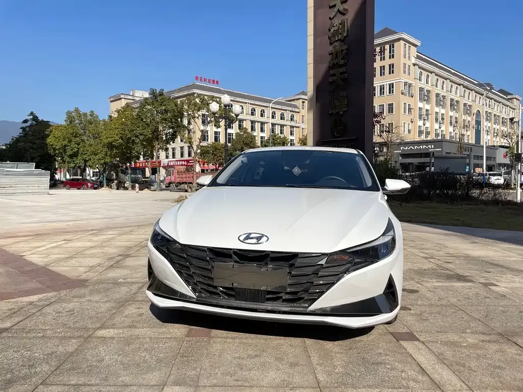 Hyundai Elantra 2022 из CN, фото 8