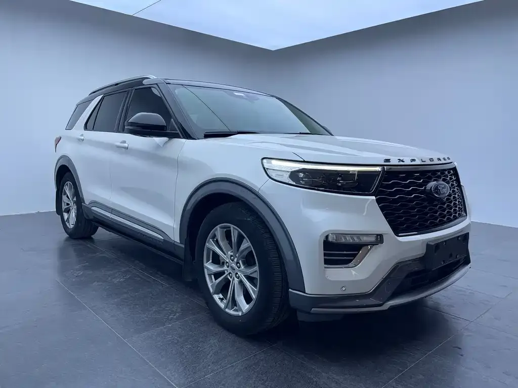 Ford Explorer 2022 из CN, фото 5