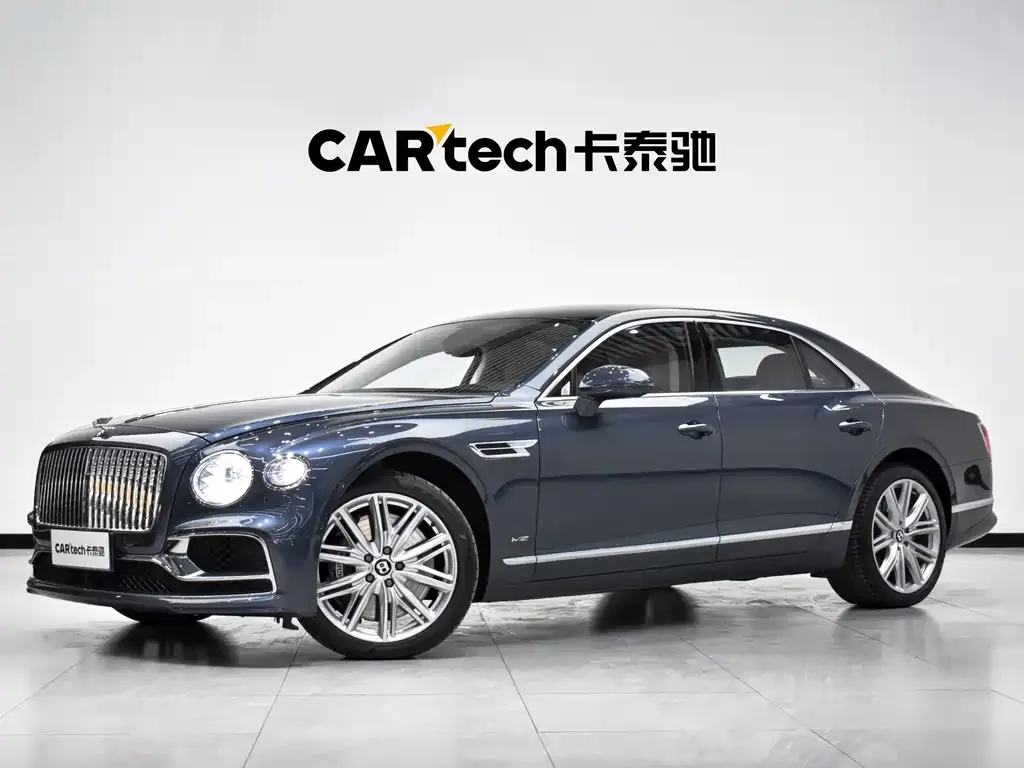 Bentley Flying Spur — фото 1