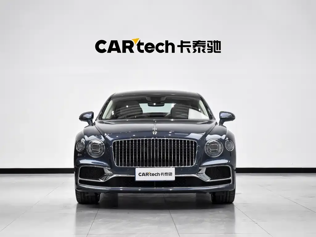 Bentley Flying Spur — фото 8