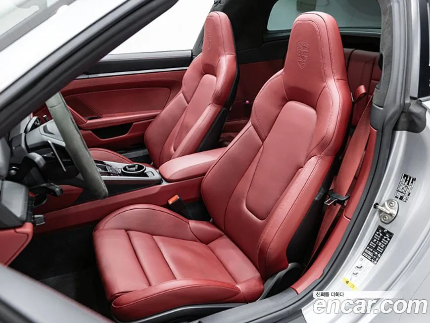 Porsche 911 2024 из KR, фото 5