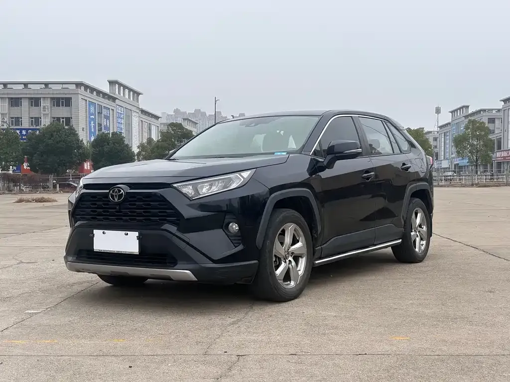 Toyota RAV4 2021 из CN, фото 3