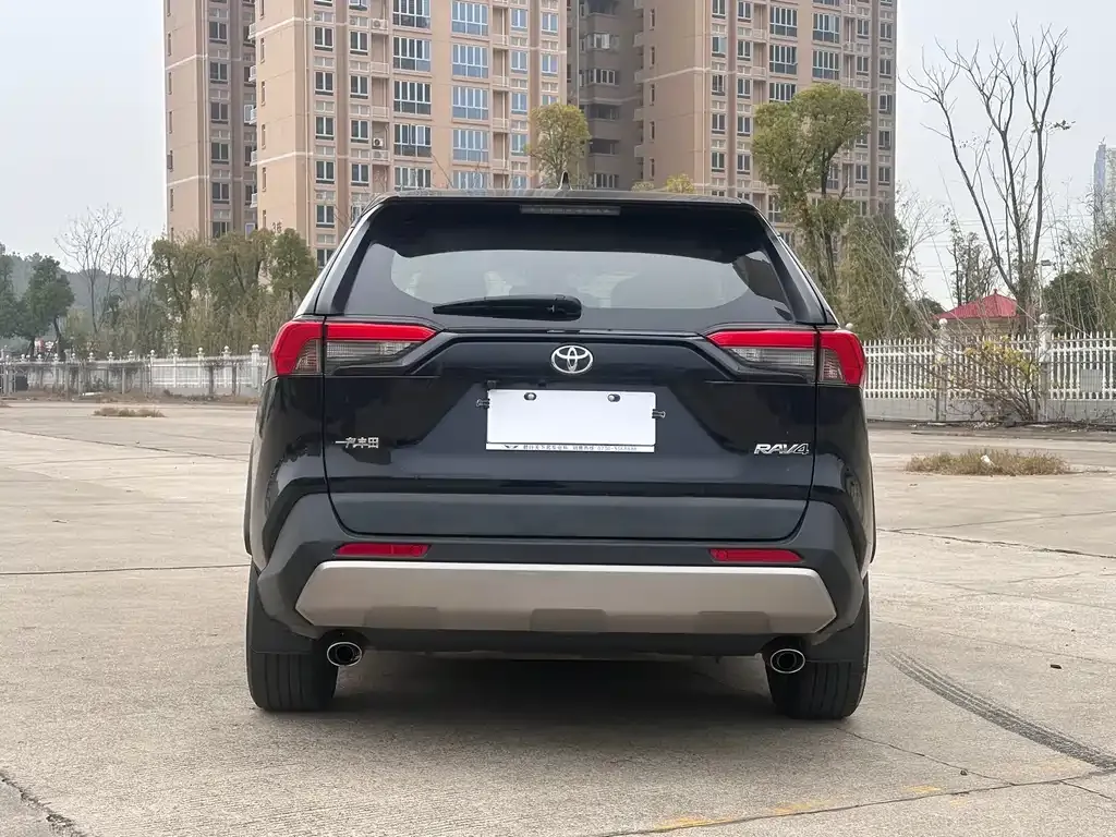 Toyota RAV4 2021 из CN, фото 10
