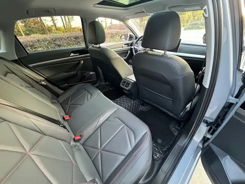 Volkswagen Lavida 2023 из CN, фото 7