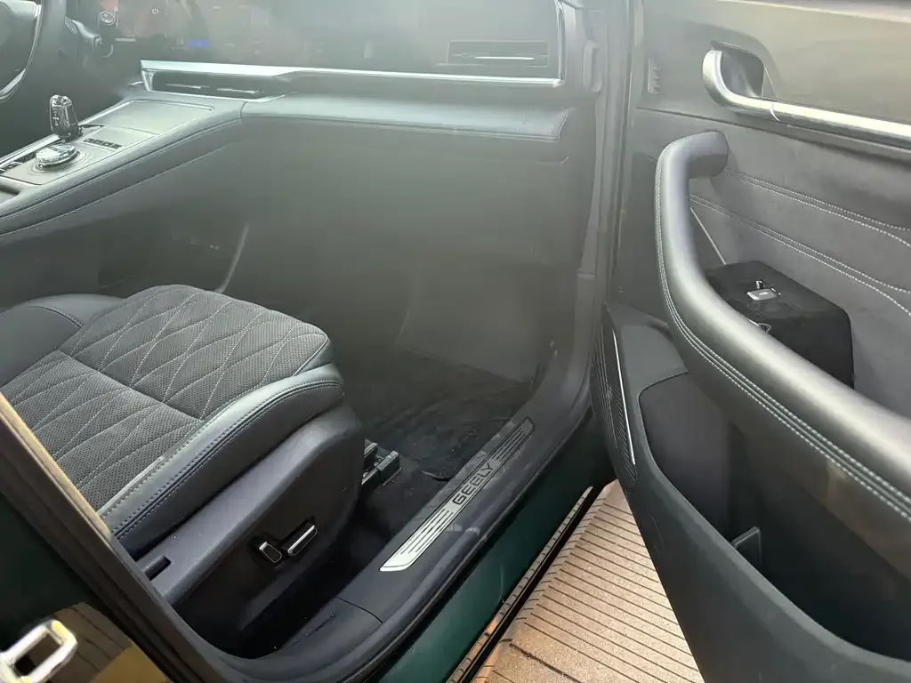 Geely Xingyue L 2025 из CN, фото 5