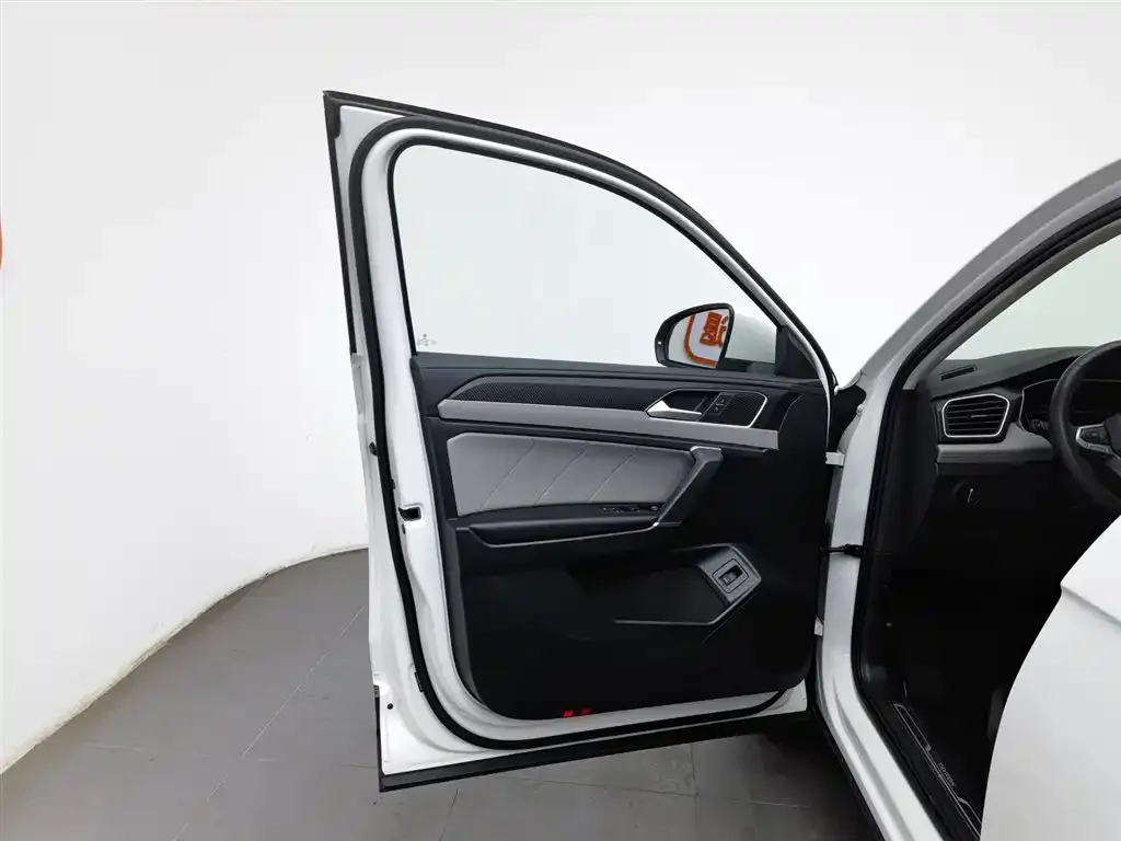 Volkswagen Tayron 2023 из CN, фото 8